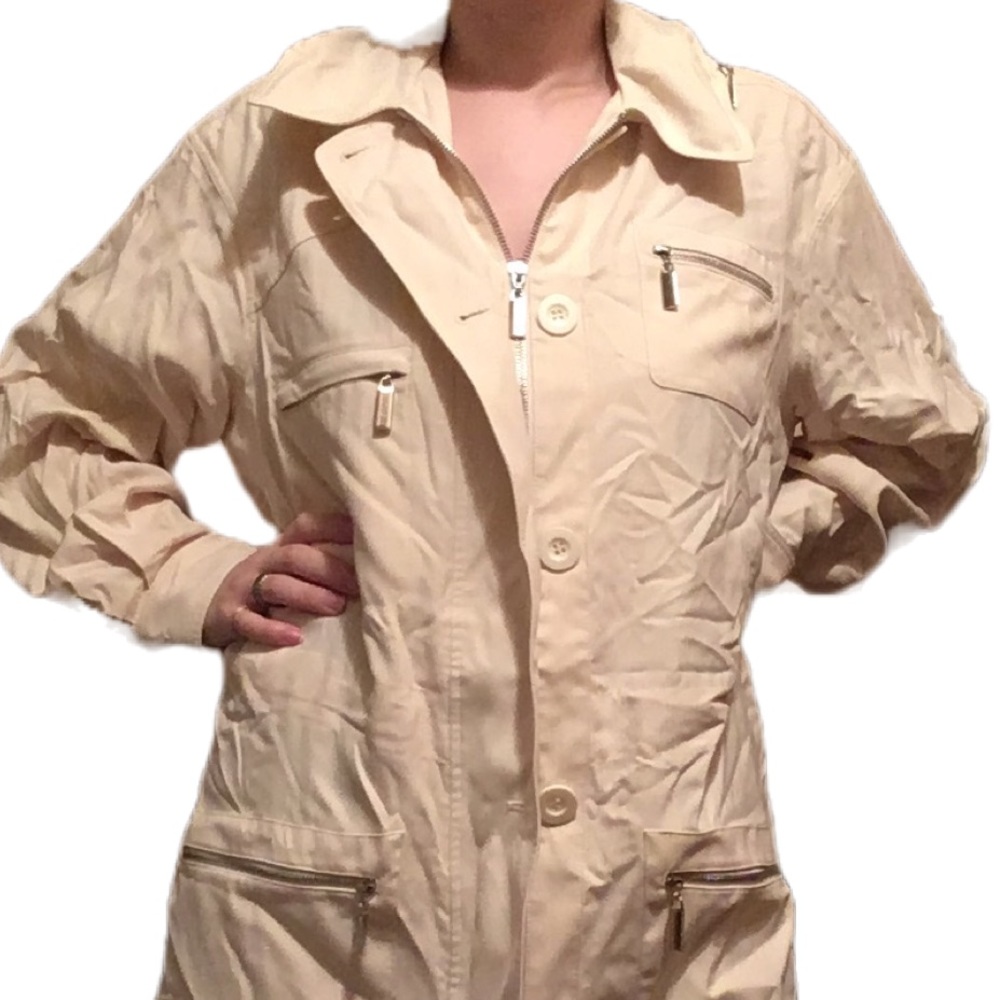 Neiman Marcus White Silk Button Zip Up Coat